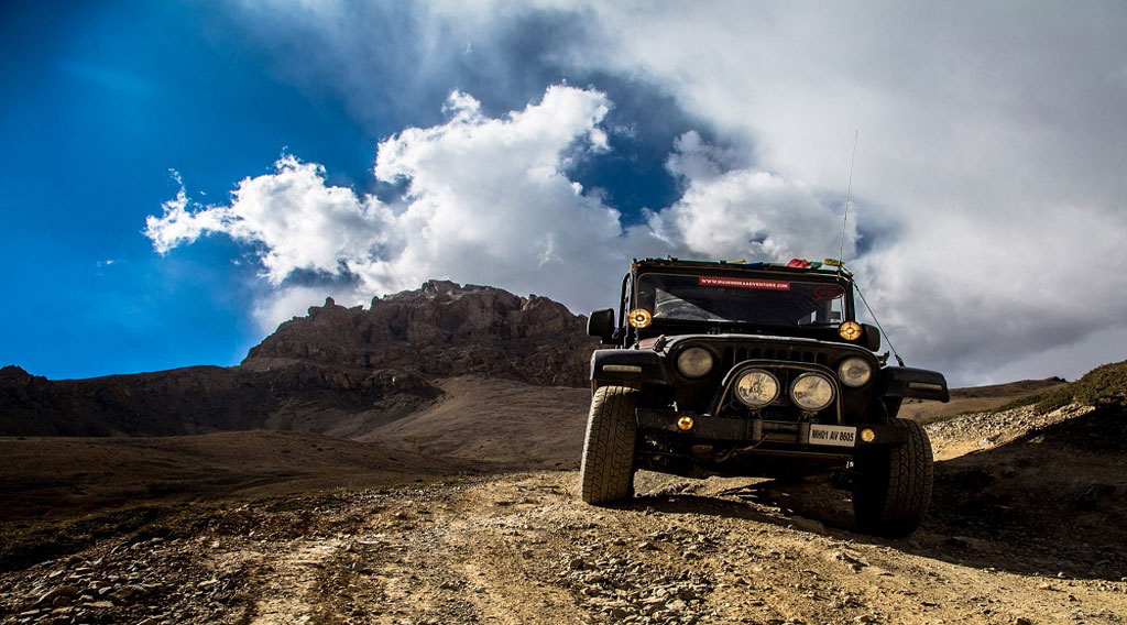 LADAKH JEEP SAFARI – The Ultimate Off-Road Adventure 2025